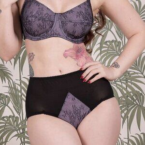 WHAT KATIE DID Betty Lavender Lace High Waisted Black Knickers 1950s Pinup NWT